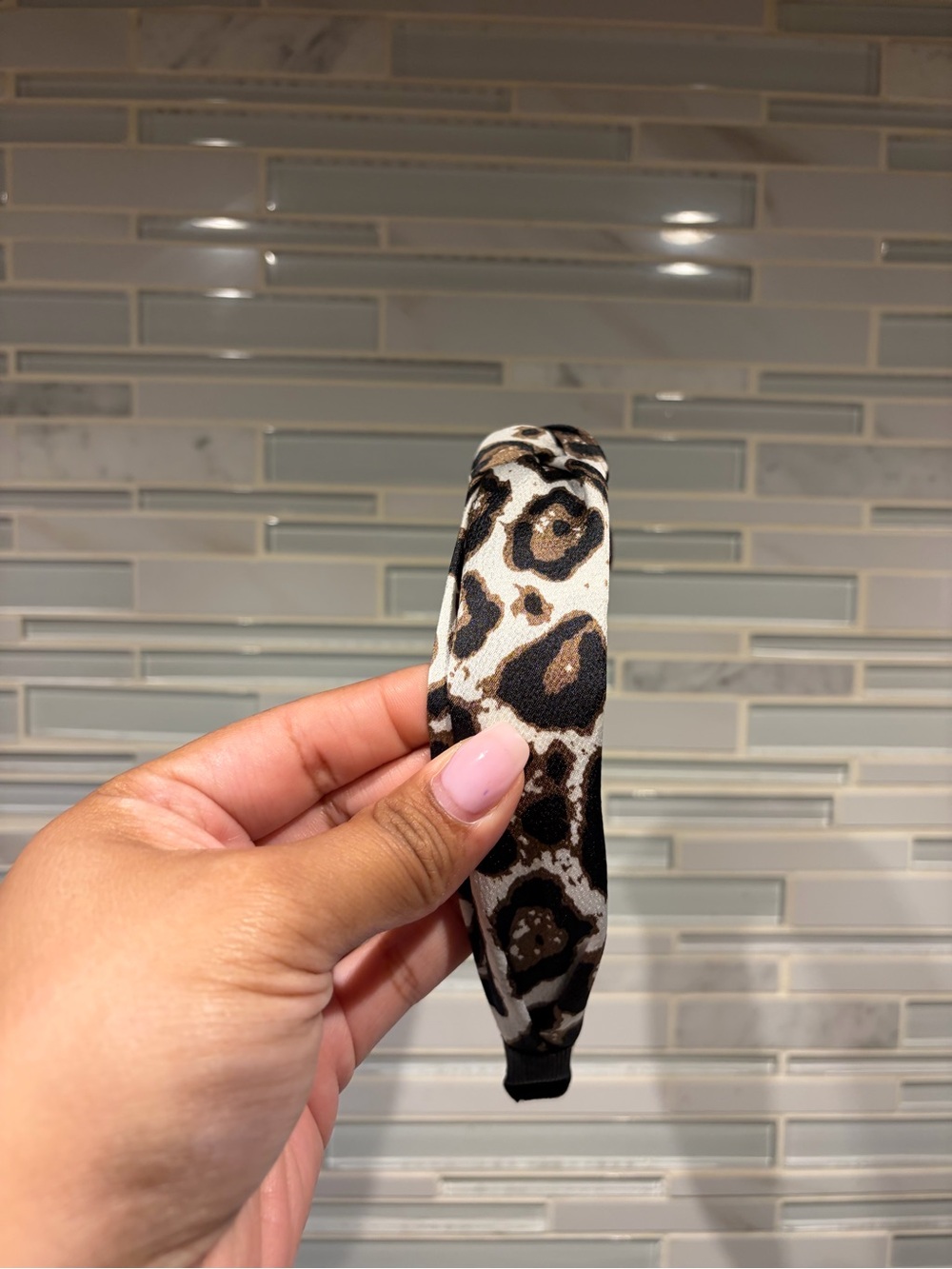 JessaKae Leopard Print Padded Headband in White and Brown